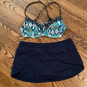 Athleta swim suit in excellent condition size S